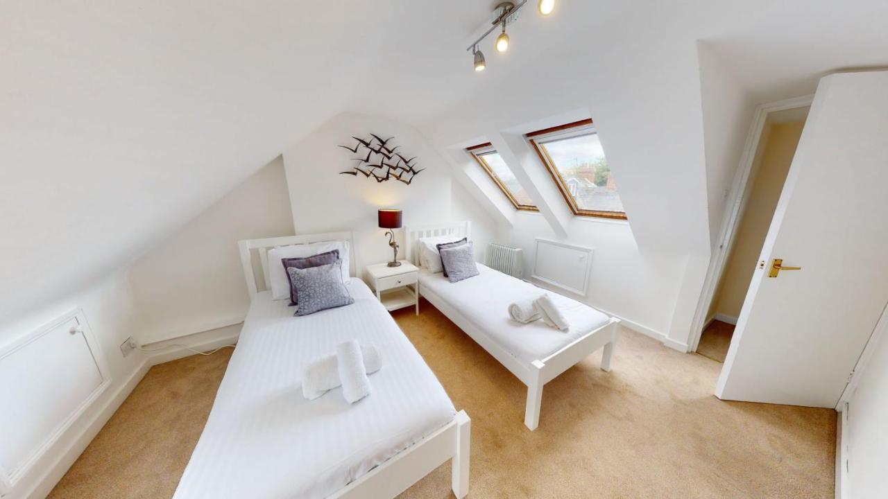 Holiday home Osney View *